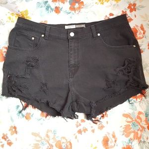 St. John's Bay Shorts - Black Cut-Off Booty Shorts Ripped Destroyed Jeans St. John's Bay Shorts - Black Cut-Off Booty Shorts Ripped Destroyed Jeans